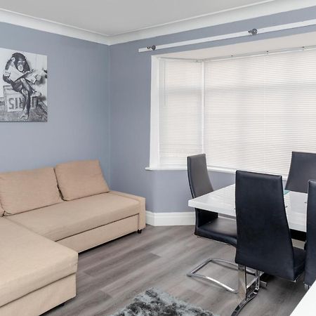 Leeds City Centre Spacious House Free Parking And Wi-Fi Eksteriør bilde