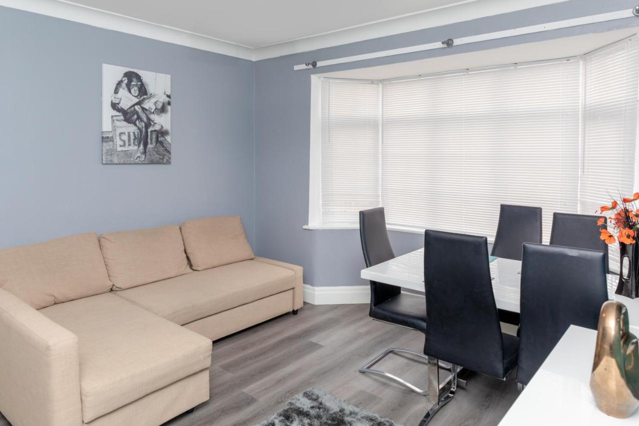 Leeds City Centre Spacious House Free Parking And Wi-Fi Eksteriør bilde