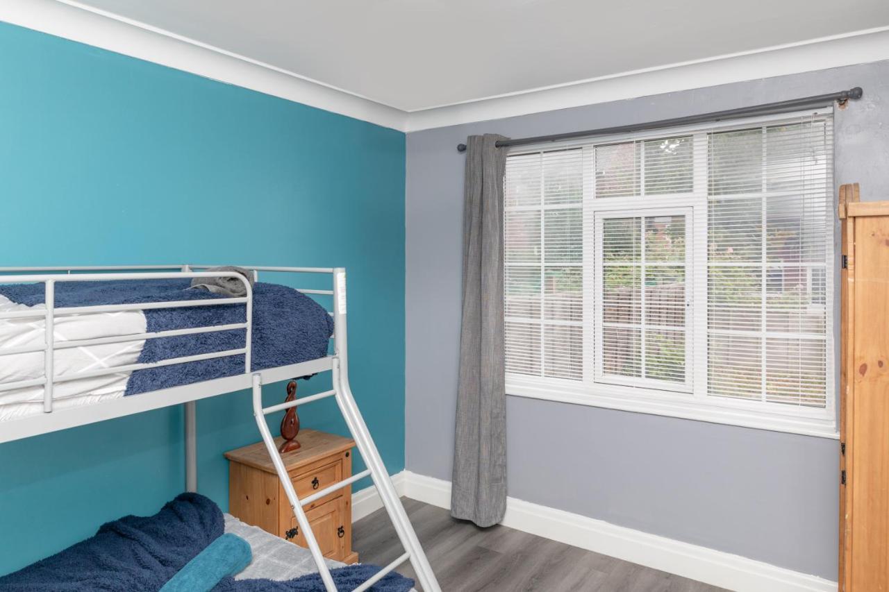 Leeds City Centre Spacious House Free Parking And Wi-Fi Eksteriør bilde