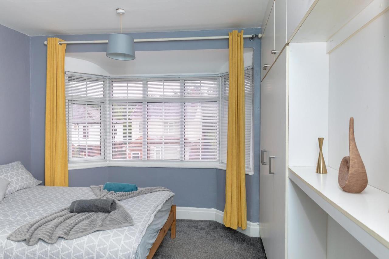 Leeds City Centre Spacious House Free Parking And Wi-Fi Eksteriør bilde